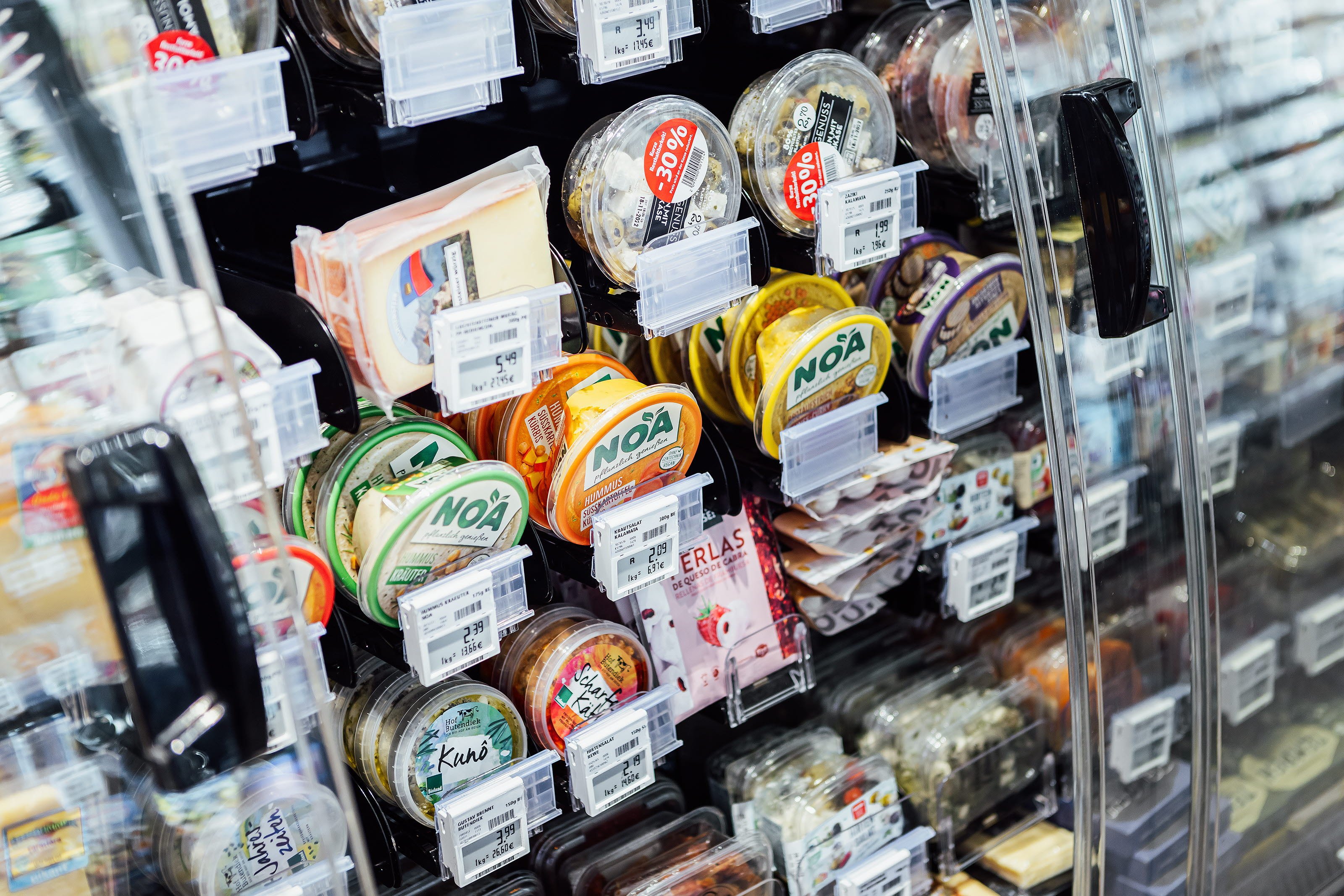 NEXT_REVE-City-Blankenese_Germany_HL-Display_2022_024.jpg NEXT_REVE-City-Blankenese_Germany_HL-Display_2022_024.jpg